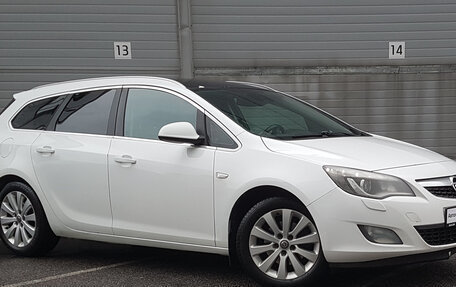 Opel Astra J, 2011 год, 649 000 рублей, 3 фотография