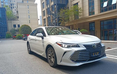 Toyota Avalon, 2020 год, 2 490 000 рублей, 3 фотография