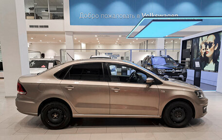 Volkswagen Polo VI (EU Market), 2016 год, 1 010 000 рублей, 4 фотография