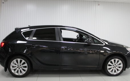 Opel Astra J, 2012 год, 950 000 рублей, 2 фотография