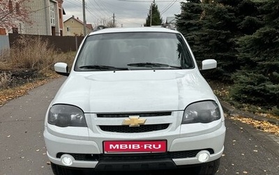 Chevrolet Niva I рестайлинг, 2017 год, 735 000 рублей, 1 фотография