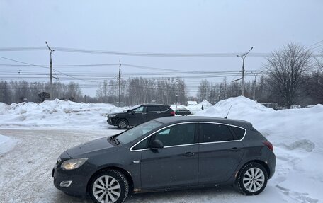 Opel Astra J, 2011 год, 680 000 рублей, 3 фотография