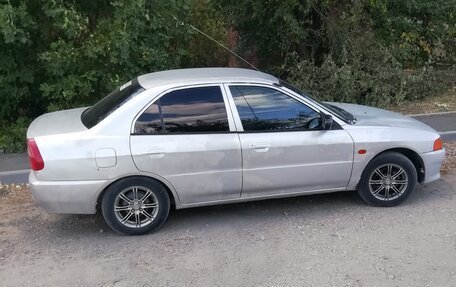 Mitsubishi Lancer VII, 2000 год, 250 000 рублей, 4 фотография