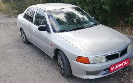 Mitsubishi Lancer VII, 2000 год, 250 000 рублей, 16 фотография