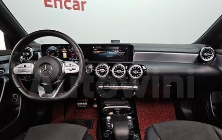 Mercedes-Benz CLA, 2020 год, 3 000 000 рублей, 6 фотография