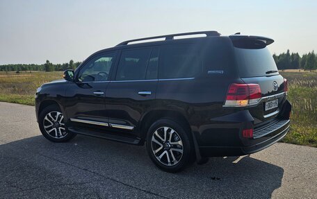 Toyota Land Cruiser 200, 2018 год, 11 800 000 рублей, 21 фотография