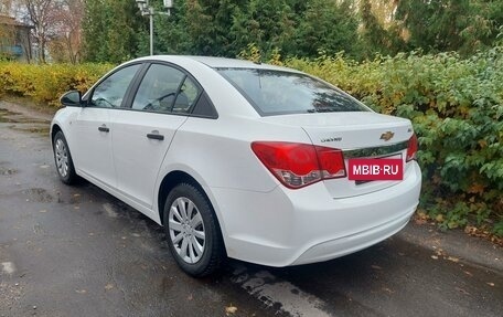 Chevrolet Cruze II, 2013 год, 899 000 рублей, 4 фотография