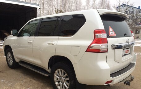 Toyota Land Cruiser Prado 150 рестайлинг 2, 2014 год, 3 550 000 рублей, 2 фотография