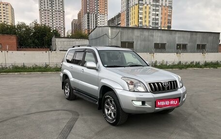 Toyota Land Cruiser Prado 120 рестайлинг, 2007 год, 2 450 000 рублей, 5 фотография