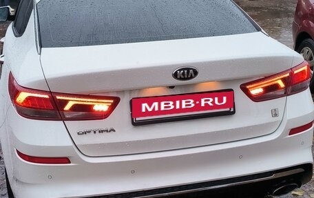 KIA Optima IV, 2019 год, 2 450 000 рублей, 15 фотография