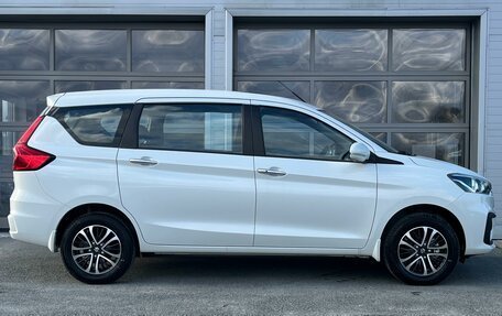 Suzuki Ertiga II, 2022 год, 2 600 000 рублей, 5 фотография