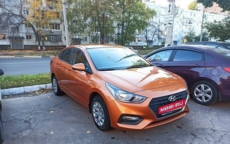 Hyundai Solaris II рестайлинг, 2018 год, 1 550 000 рублей, 3 фотография