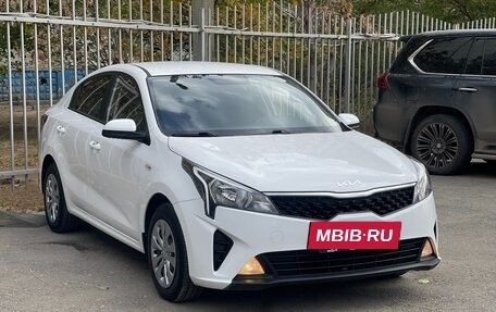 KIA Rio IV, 2021 год, 1 730 000 рублей, 7 фотография