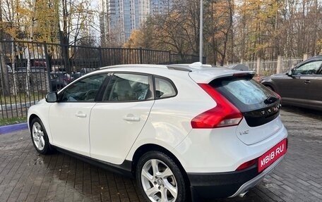 Volvo V40 Cross Country I, 2017 год, 2 150 000 рублей, 2 фотография