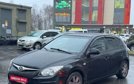 Hyundai i30 I, 2011 год, 760 000 рублей, 2 фотография