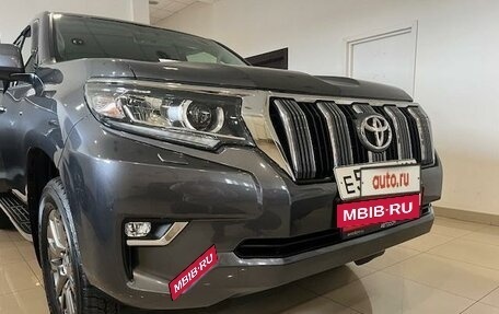 Toyota Land Cruiser Prado 150 рестайлинг 2, 2020 год, 6 590 000 рублей, 25 фотография