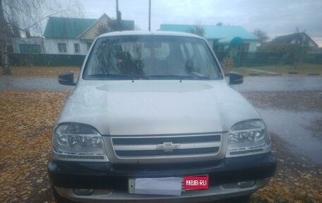 Chevrolet Niva I рестайлинг, 2005 год, 300 000 рублей, 1 фотография