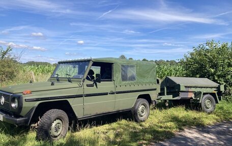 Mercedes-Benz G-Класс W463 рестайлинг _ii, 1993 год, 5 850 000 рублей, 2 фотография