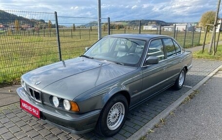 BMW 5 серия, 1993 год, 5 000 000 рублей, 1 фотография