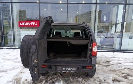 Chevrolet Niva I рестайлинг, 2019 год, 990 000 рублей, 10 фотография