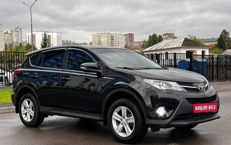 Toyota RAV4, 2013 год, 1 999 999 рублей, 4 фотография