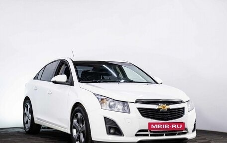 Chevrolet Cruze II, 2014 год, 828 000 рублей, 3 фотография