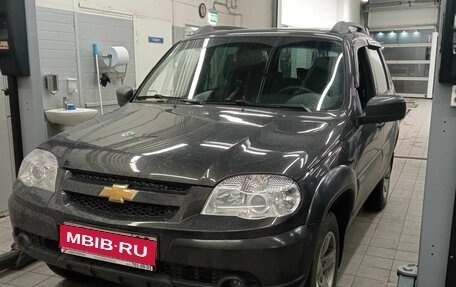 Chevrolet Niva I рестайлинг, 2017 год, 855 750 рублей, 1 фотография