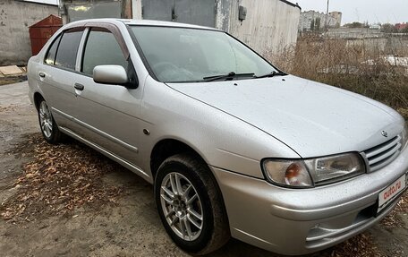 Nissan Pulsar IV, 1999 год, 299 000 рублей, 2 фотография