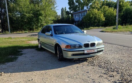 BMW 5 серия, 1998 год, 750 000 рублей, 3 фотография