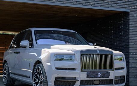 Rolls-Royce Cullinan, 2021 год, 52 000 000 рублей, 5 фотография