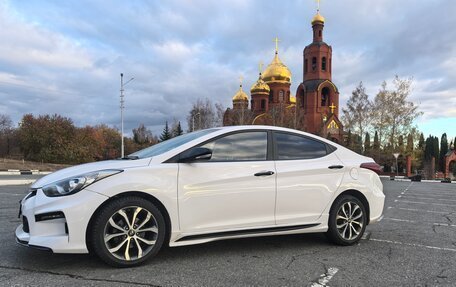 Hyundai Avante, 2014 год, 1 290 000 рублей, 3 фотография