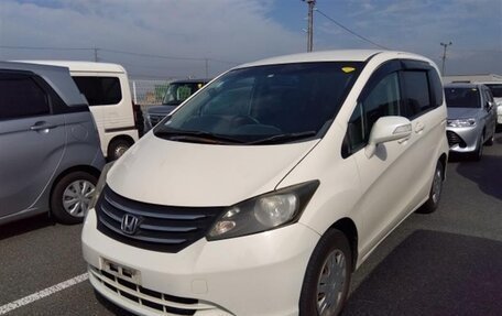 Honda Freed I, 2011 год, 860 000 рублей, 15 фотография