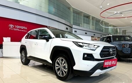 Toyota RAV4, 2024 год, 5 000 000 рублей, 8 фотография