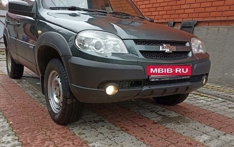 Chevrolet Niva I рестайлинг, 2017 год, 750 000 рублей, 4 фотография