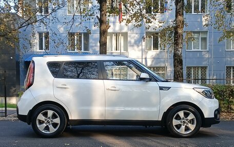 KIA Soul II рестайлинг, 2017 год, 1 680 000 рублей, 10 фотография