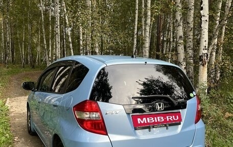 Honda Fit III, 2012 год, 975 000 рублей, 5 фотография