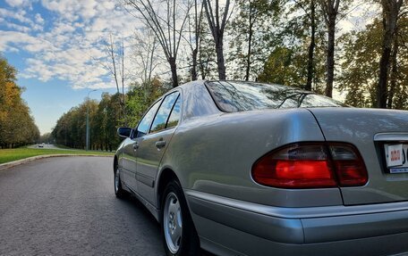 Mercedes-Benz E-Класс, 2000 год, 1 200 000 рублей, 21 фотография