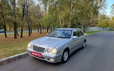 Mercedes-Benz E-Класс, 2000 год, 1 200 000 рублей, 6 фотография