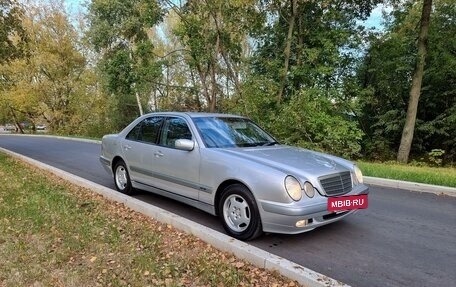 Mercedes-Benz E-Класс, 2000 год, 1 200 000 рублей, 26 фотография