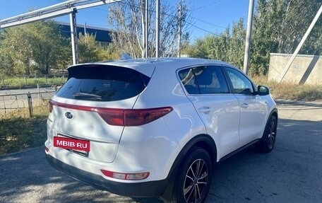 KIA Sportage IV рестайлинг, 2018 год, 1 750 000 рублей, 3 фотография