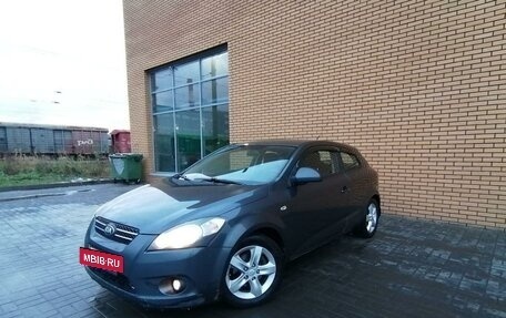 KIA cee'd I рестайлинг, 2009 год, 589 000 рублей, 2 фотография