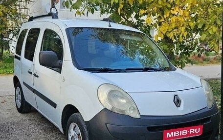 Renault Kangoo II рестайлинг, 2008 год, 990 000 рублей, 1 фотография