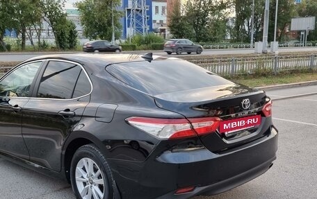 Toyota Camry, 2020 год, 2 650 000 рублей, 11 фотография