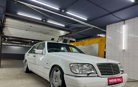 Mercedes-Benz S-Класс, 1996 год, 950 000 рублей, 1 фотография