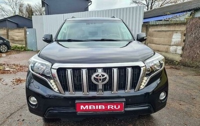 Toyota Land Cruiser Prado 150 рестайлинг 2, 2017 год, 4 700 000 рублей, 1 фотография