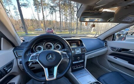 Mercedes-Benz E-Класс, 2016 год, 3 000 000 рублей, 3 фотография