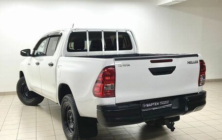 Toyota Hilux VIII, 2019 год, 2 765 000 рублей, 6 фотография