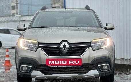 Renault Sandero II рестайлинг, 2021 год, 1 550 000 рублей, 2 фотография