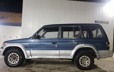 Mitsubishi Pajero III рестайлинг, 1994 год, 370 000 рублей, 1 фотография