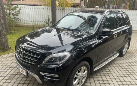 Mercedes-Benz M-Класс, 2013 год, 2 640 000 рублей, 2 фотография